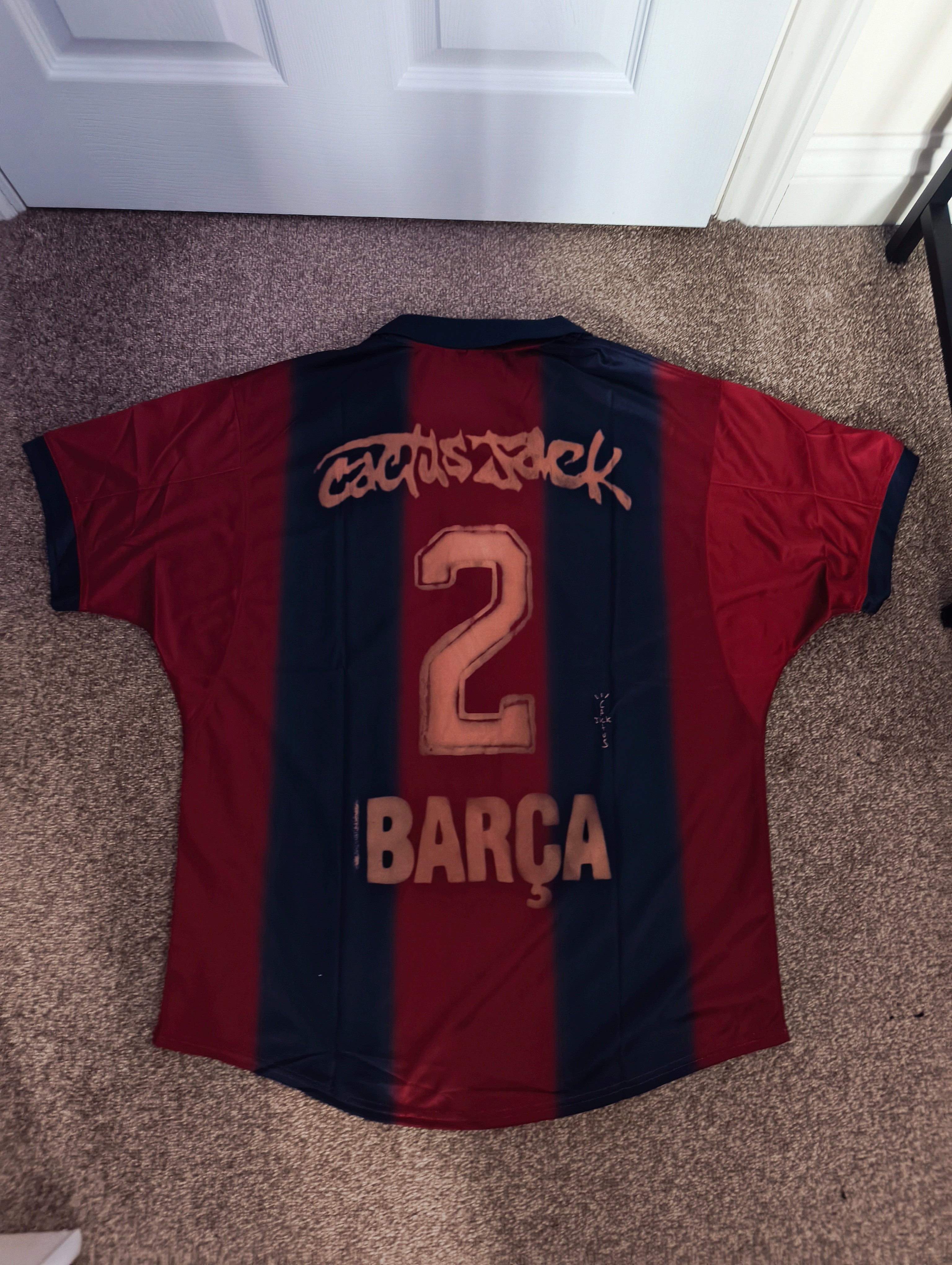 Retro Travis Barcelona Jersey